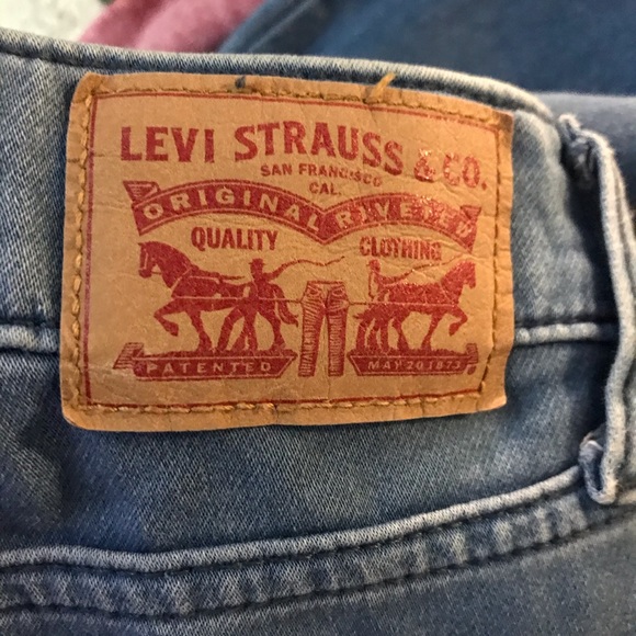 Levi’s Skinny Jeans Mid Rise Light Wash Blue Sz 32 - Picture 4 of 7